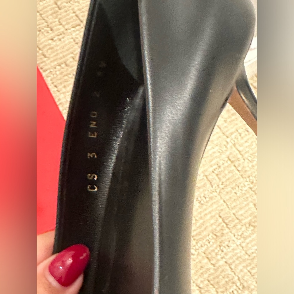 VALENTINO GARAVANI VLOGO LETHER HEELS - Picture 12 of 13